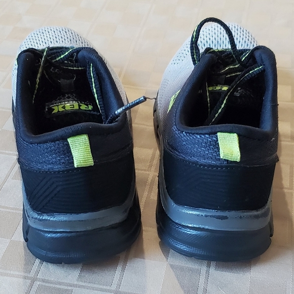 Boy's shoes size 3 - Picture 5 of 5